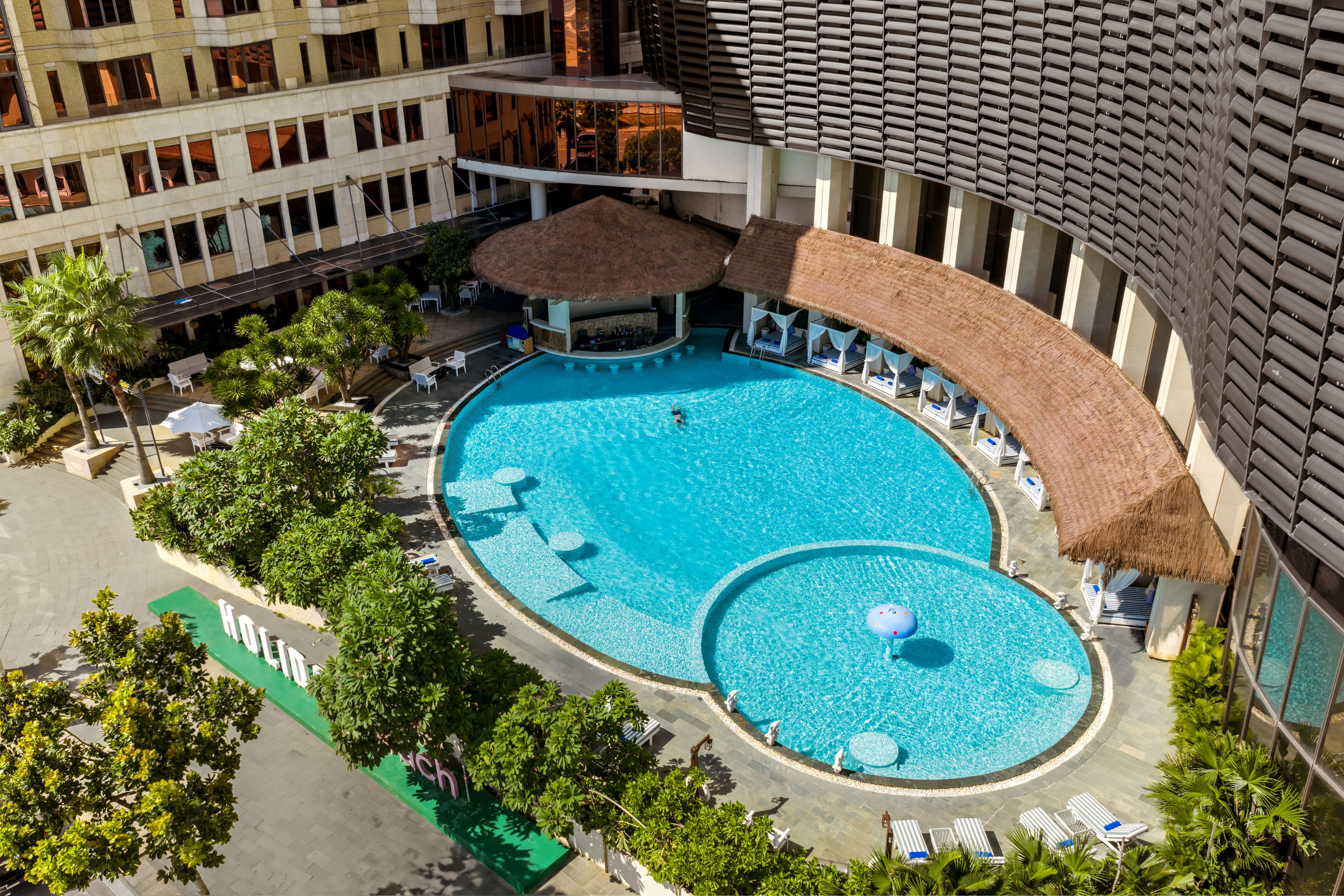 다낭 홀리데이 비치 호텔 (Holiday Beach Hotel Danang)