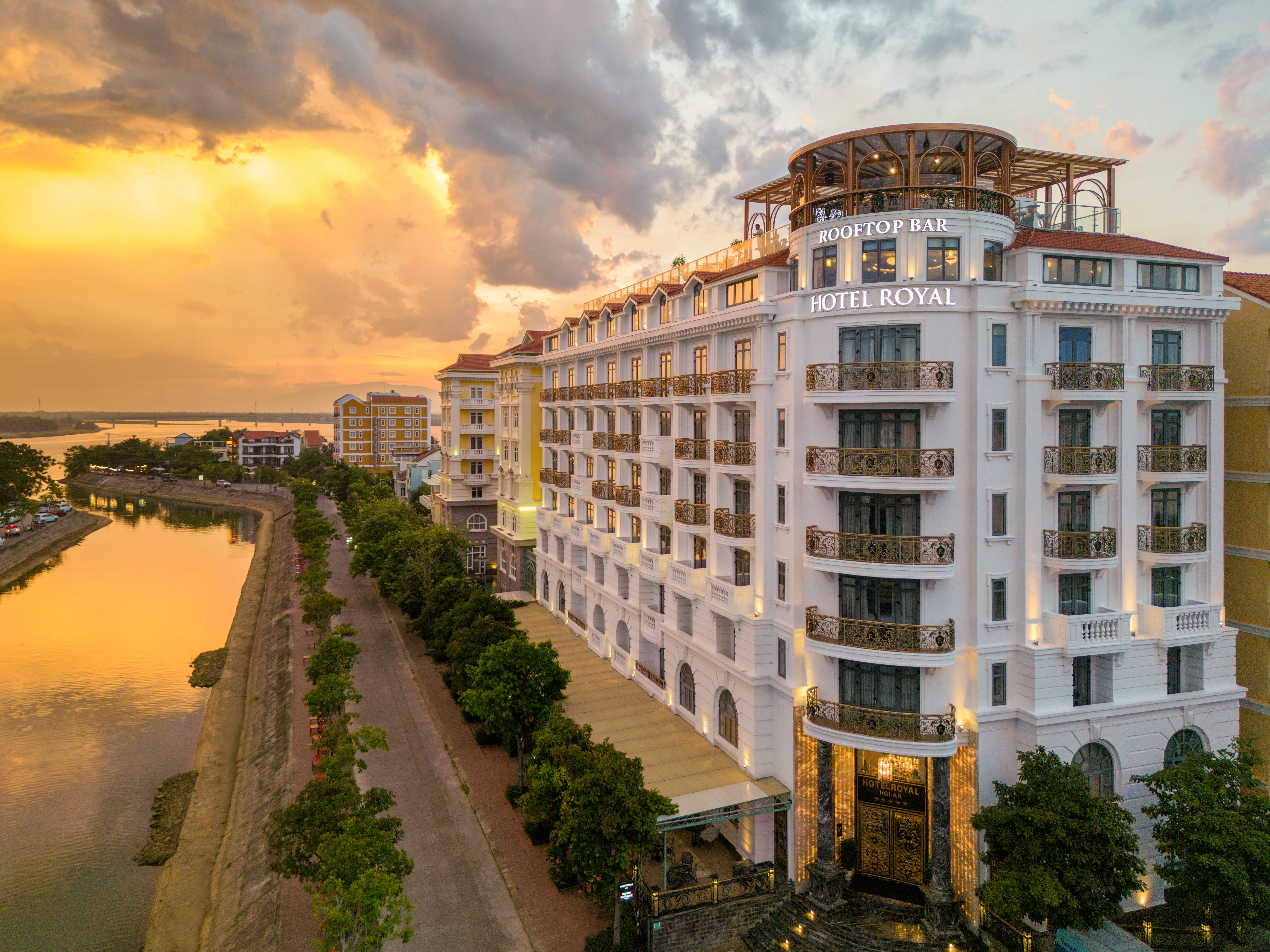 호이안 호텔 로얄 - 더 레거시 바이 더 리버 호이안 (구. 호이안 호텔 로얄 - 엠갤러리) (Hotel Royal Hoi An - The Legacy by The River Hoi An)