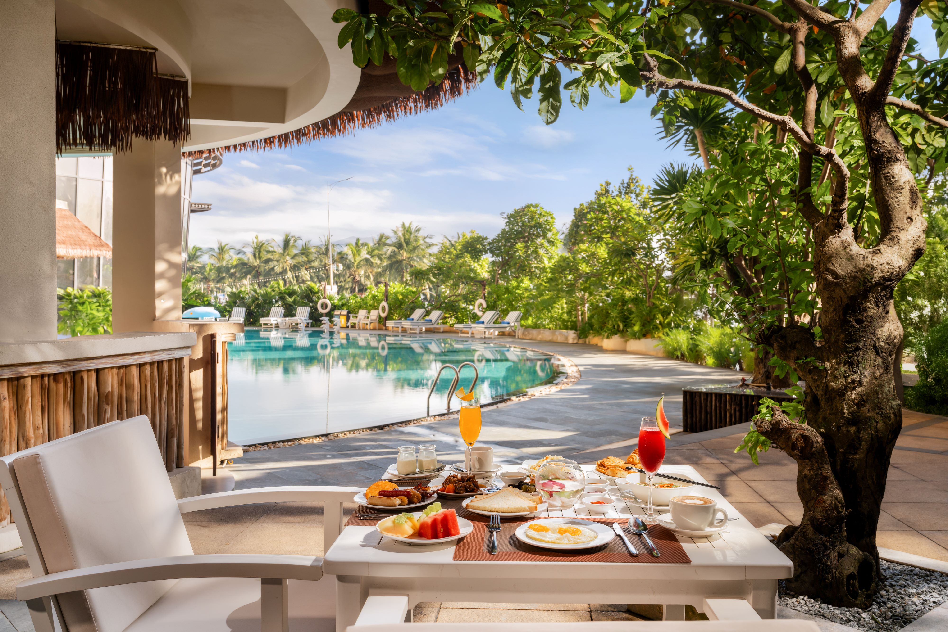 다낭 홀리데이 비치 호텔 (Holiday Beach Hotel Danang)
