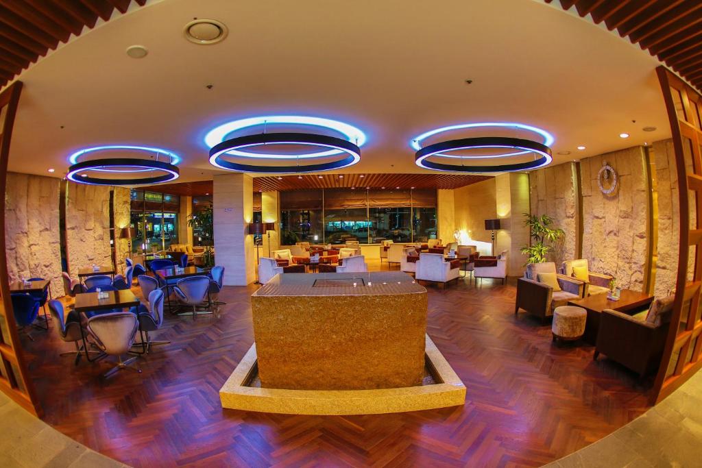 목포 샹그리아 비치 관광 호텔 (SHANGRIA BEACH TOURIST HOTEL)